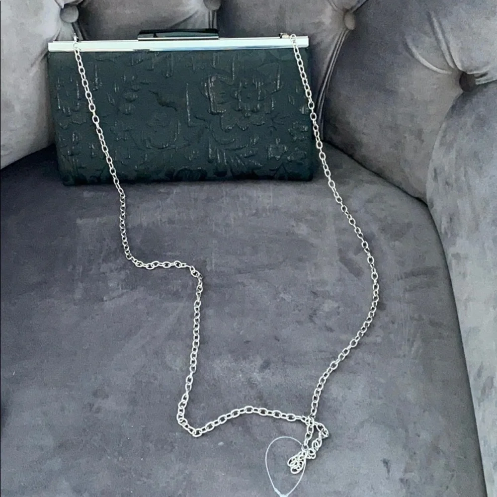 GLINT NWOT EMBELLISHED CLUTCH/SHOULDER BAG